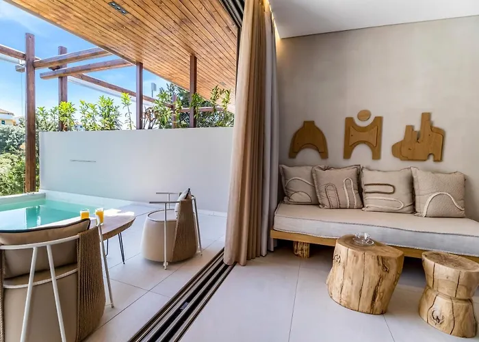 Yvonne * Κατομέρι